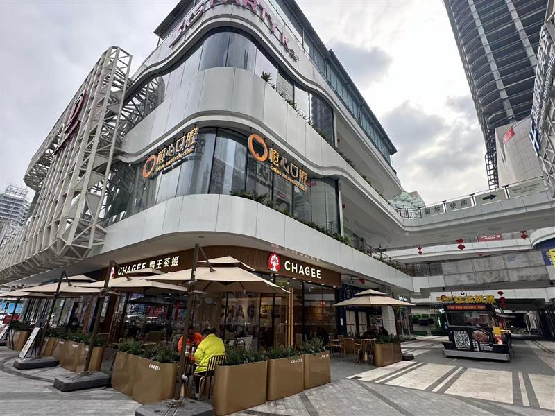 西南*大王府井转角铺，320万拿下年租27万的的这个（霸王茶姬），捡漏捡漏！